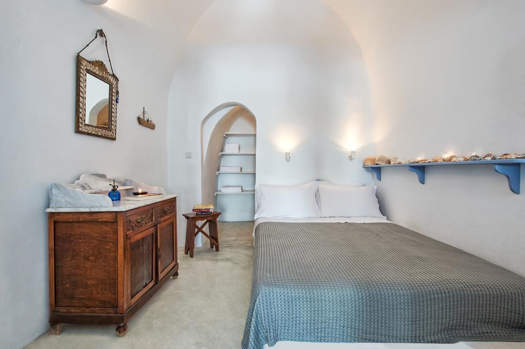 Skala Traditonal Cave House