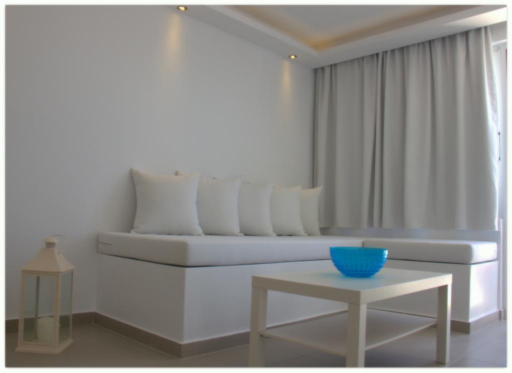 Argiris * Kamari (Santorini)