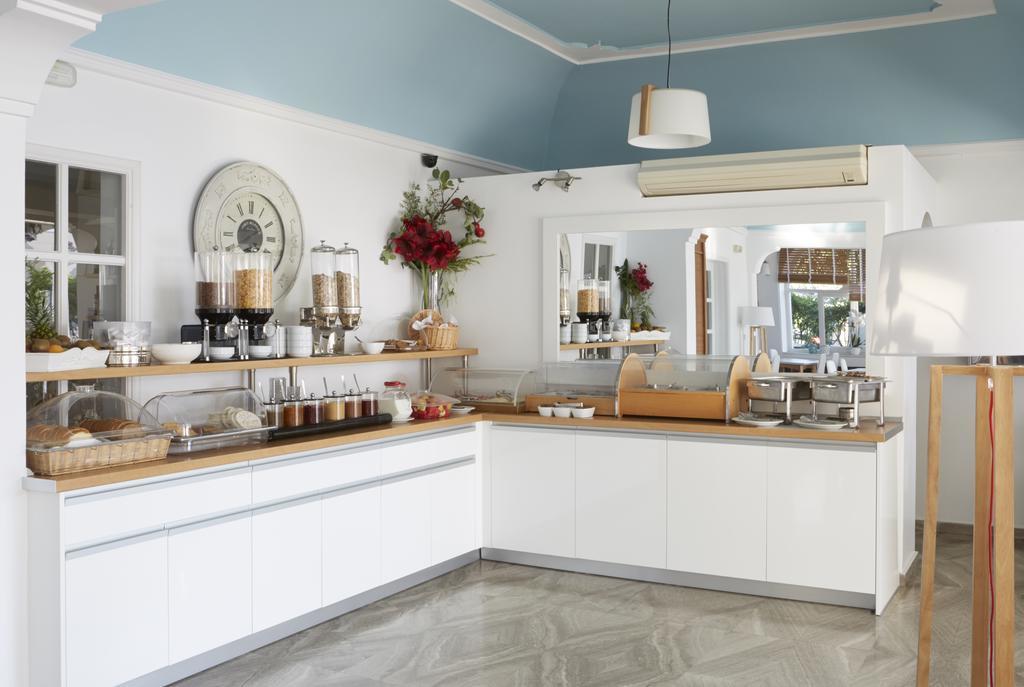 Hotel Hermes Kamari (Santorini)