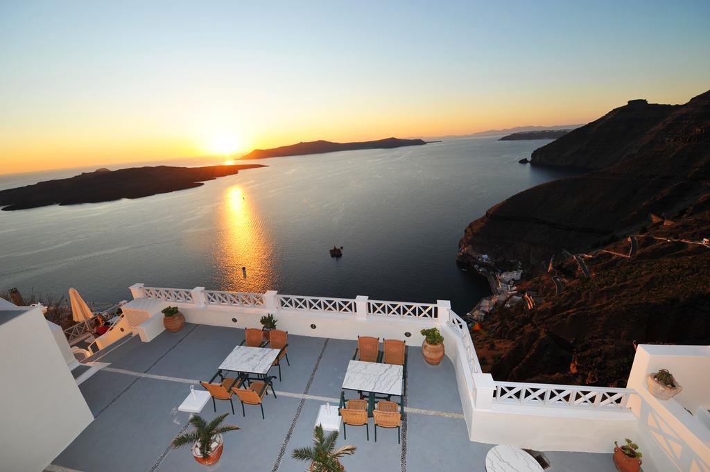 Keti Fira (Santorini)