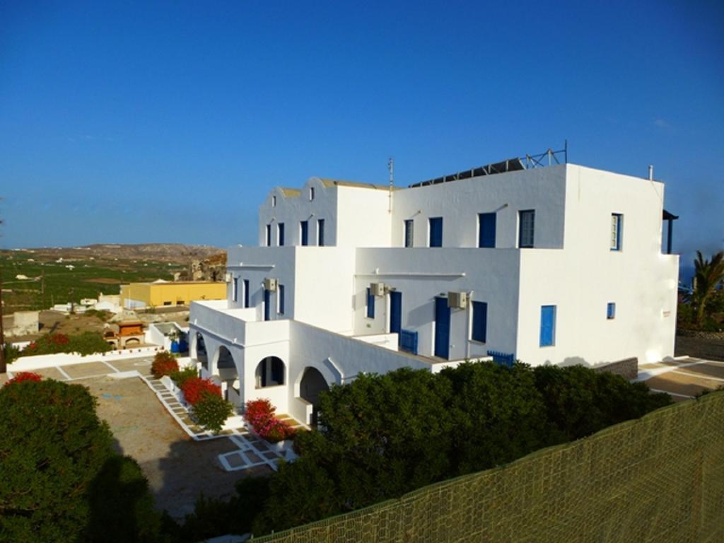 Aparthotel Thira's Dolphin 3*