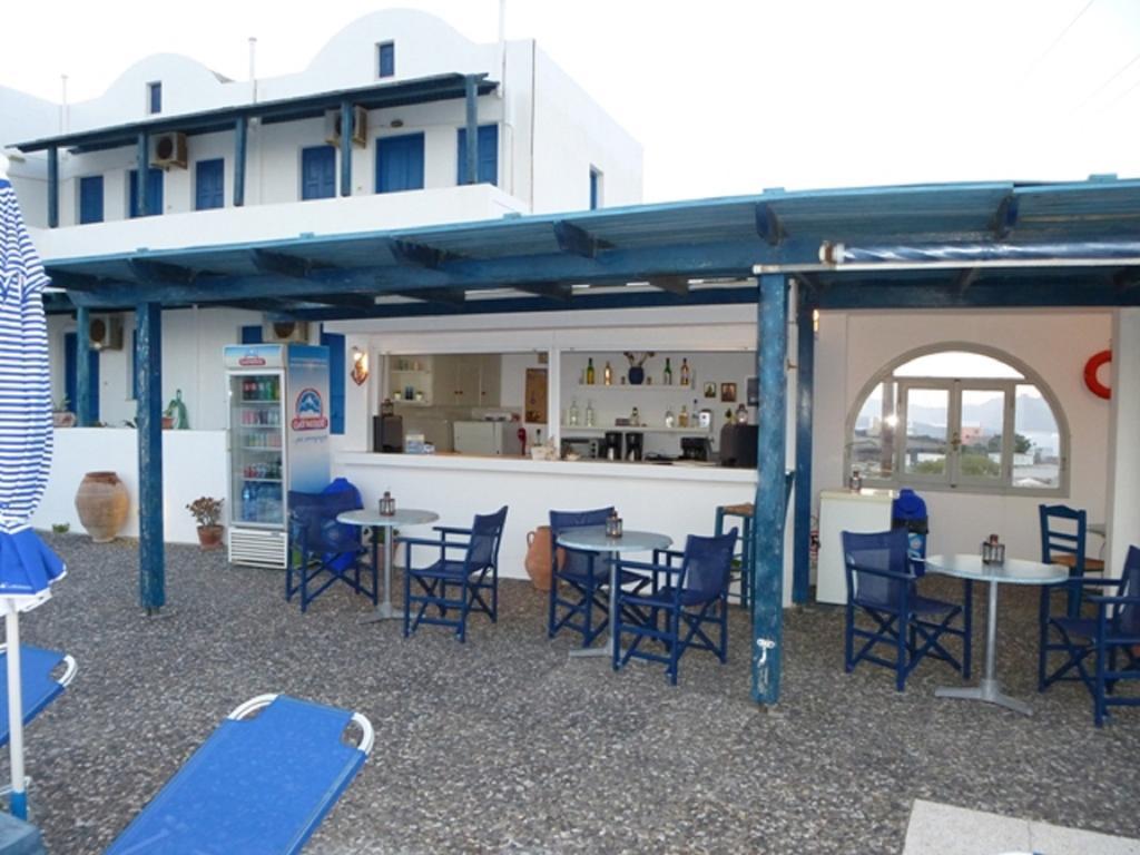 Thira's Dolphin