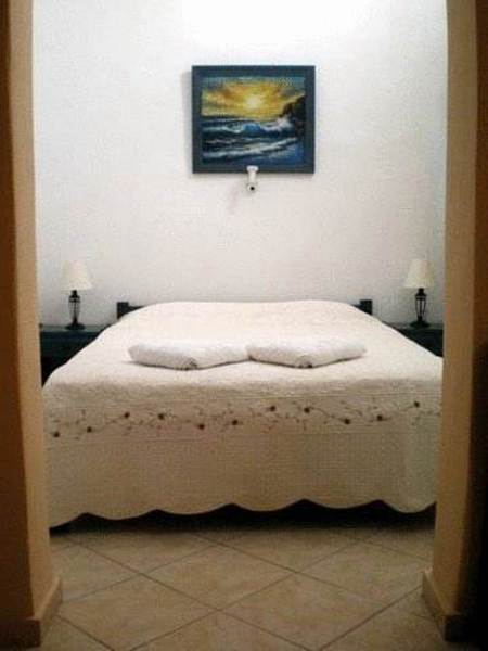 Guest house Vergina Perissa (Santorini)