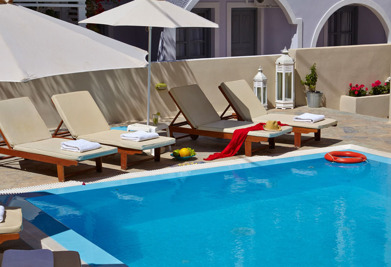 Marios Kamari (Santorini)