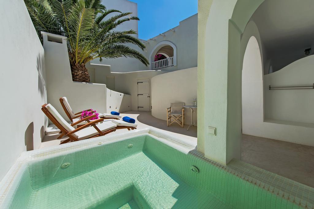 Atlantis Perissa (Santorini)