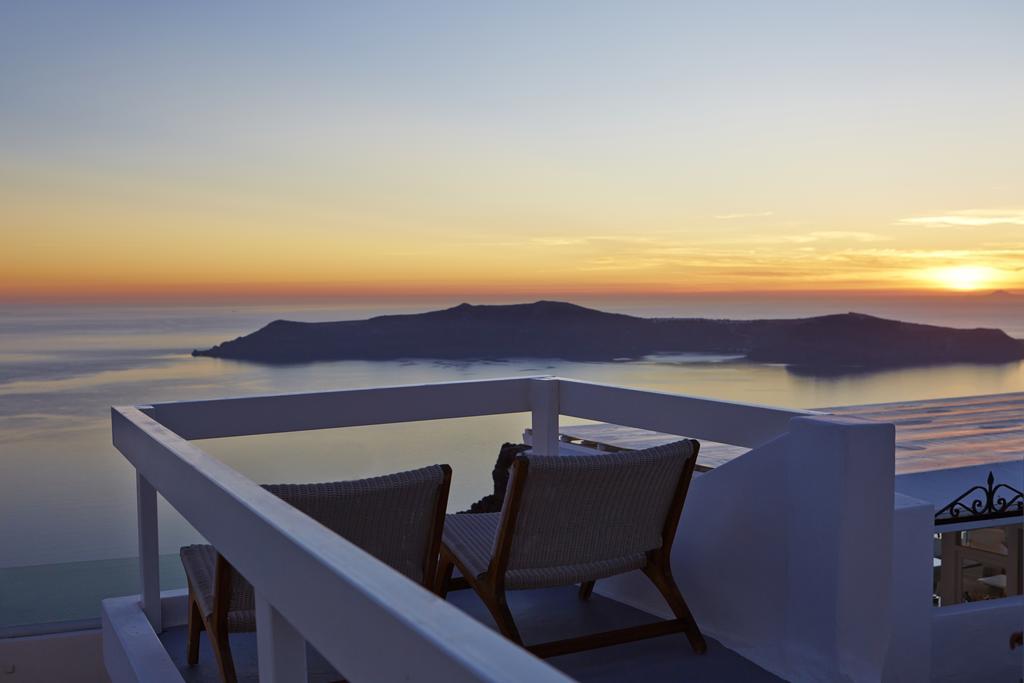 Hotel Whitedeck Santorini 3*