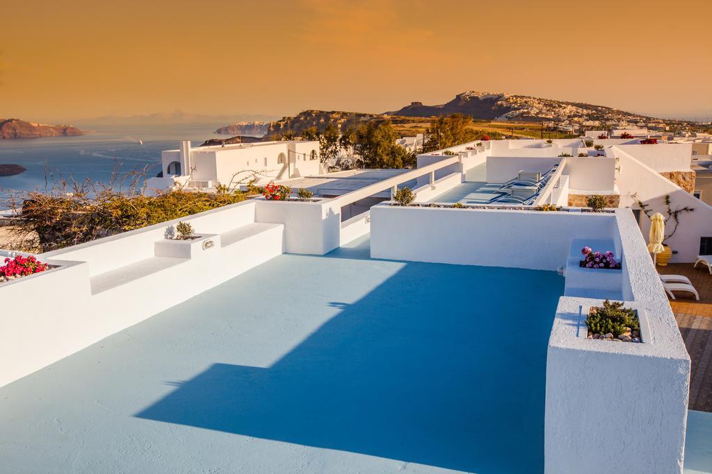 Nautilus Dome Fira (Santorini)