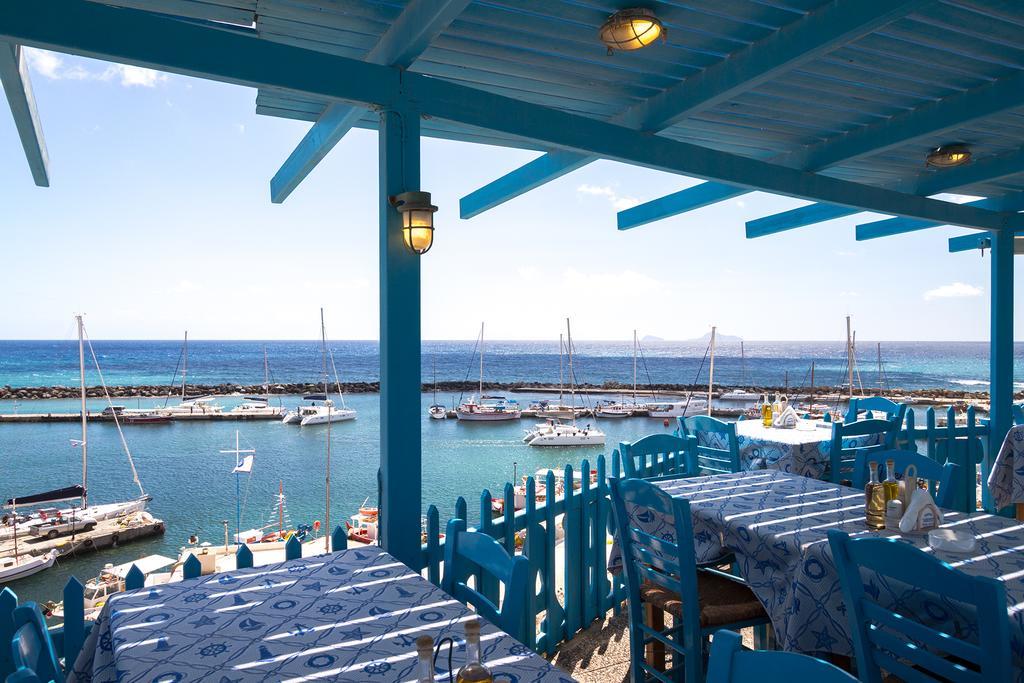 Stella's Place, Vlichada