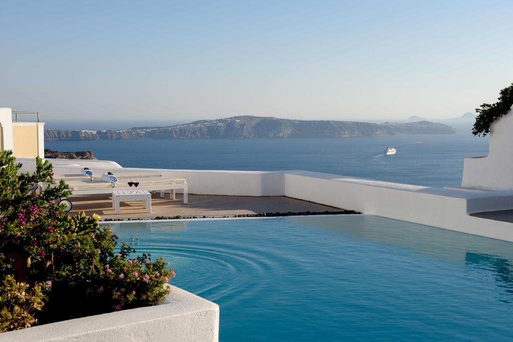 Aria & Fira (Santorini)