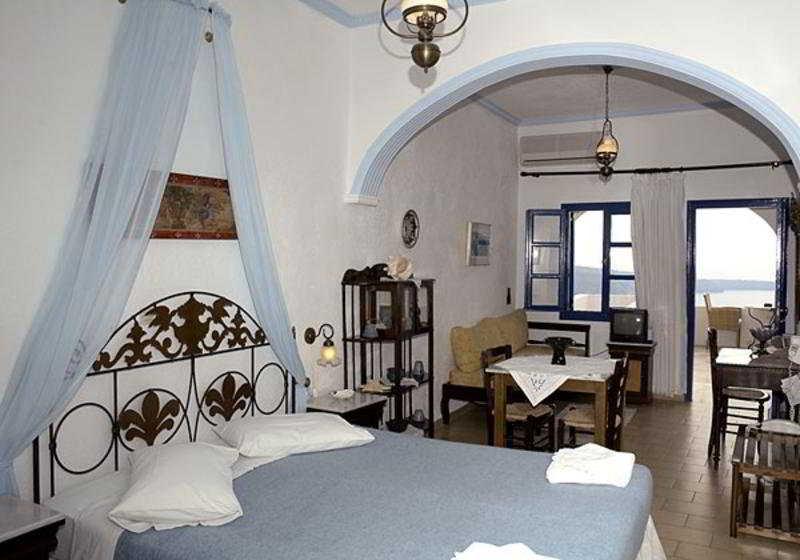 Irini Villas 4*