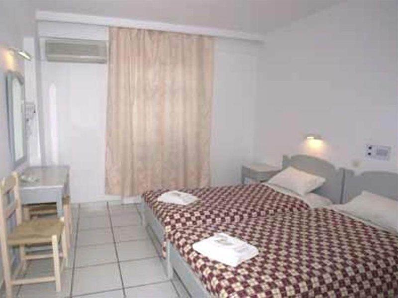 King Thiras Hotel
