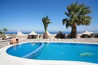 B * Fira (Santorini)