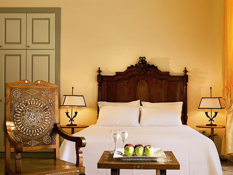Aria Lito Mansion Hotel 4*