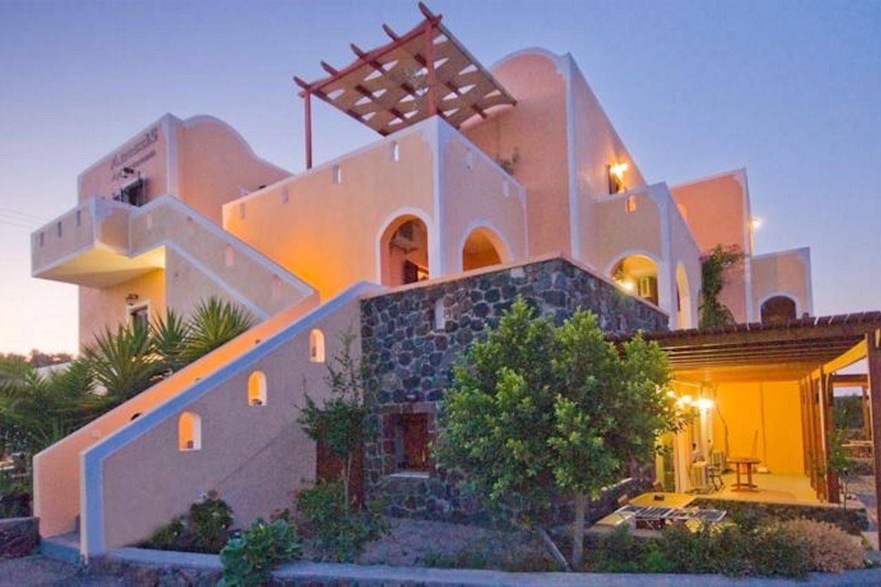 Anessis Aparthotel