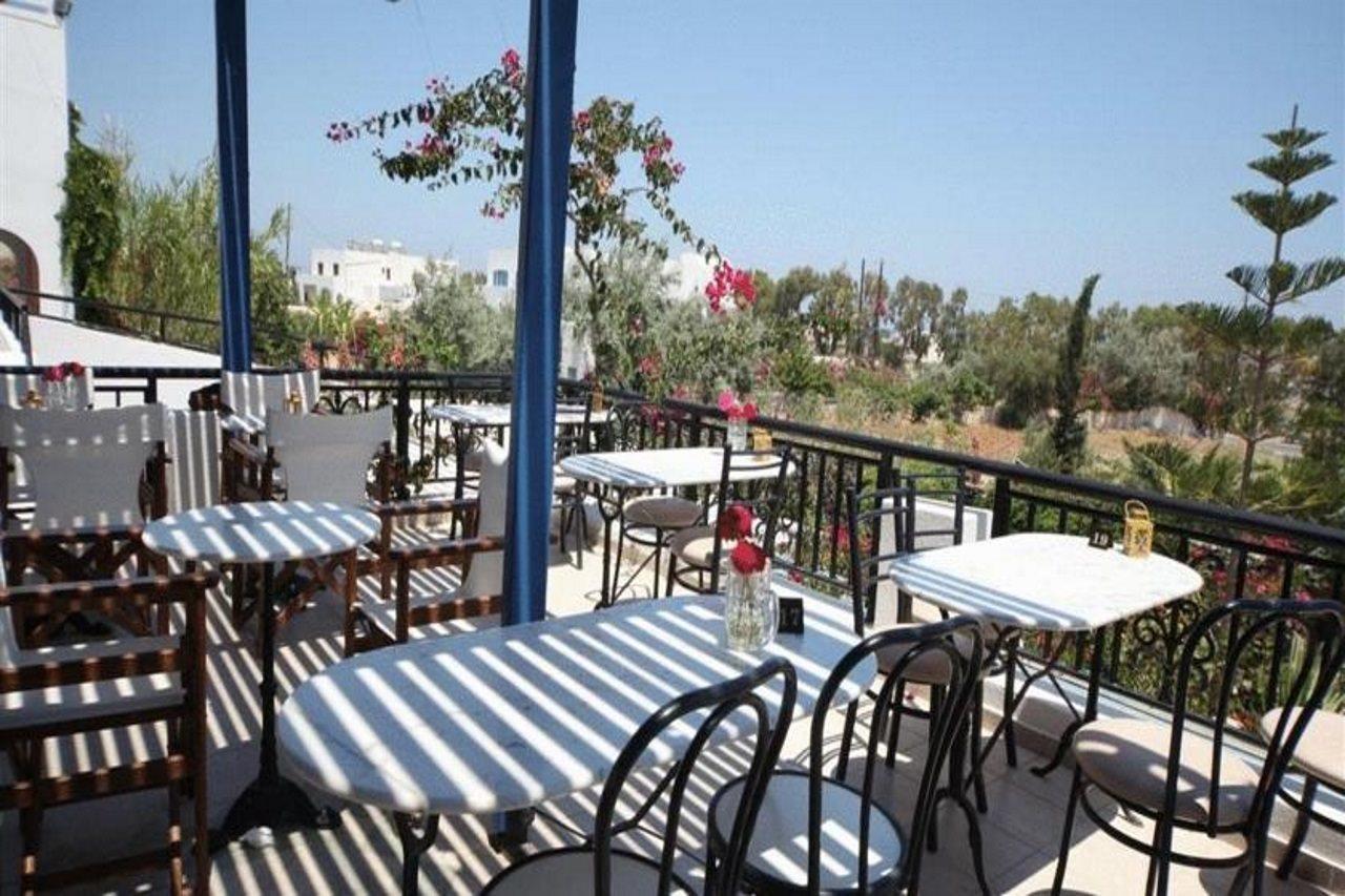 Rivari Santorini 3*