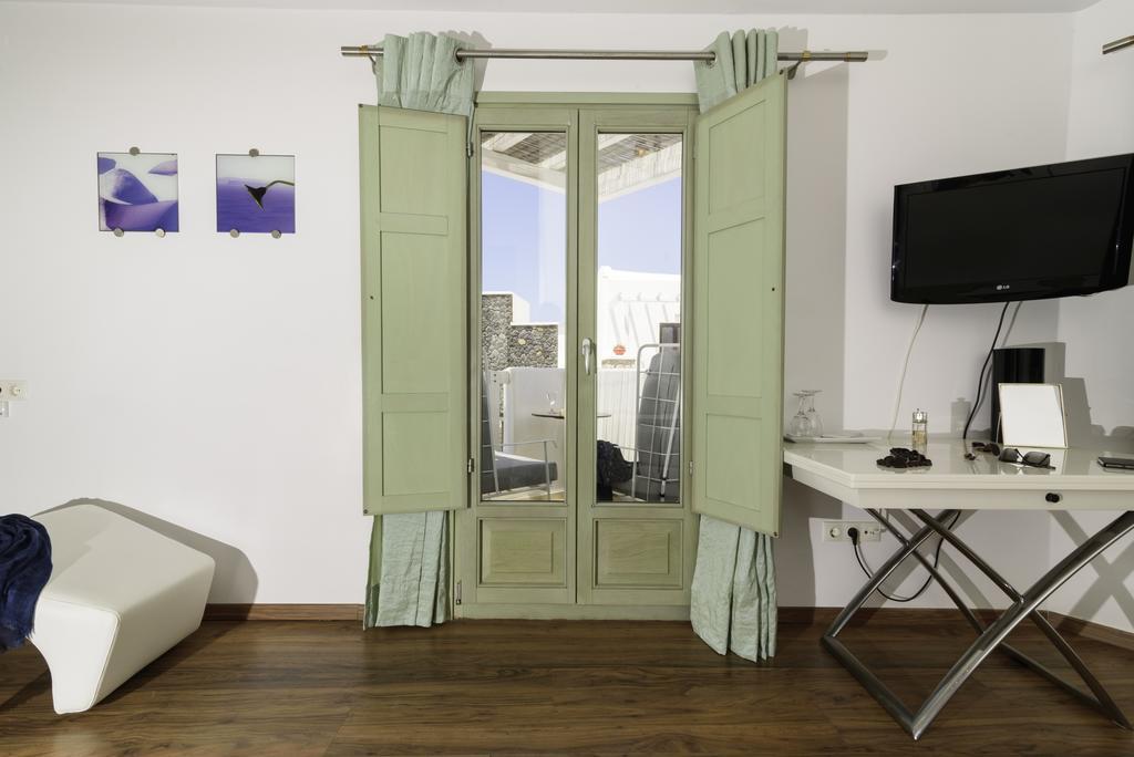Hotel La Deluxe & (adults Only) Kamari (Santorini)