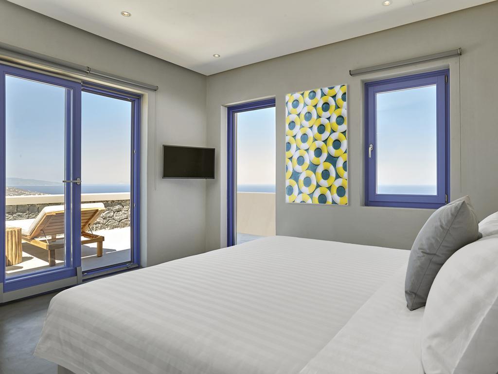 Smy Santorini & 4* Pyrgos Kallistis