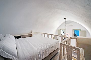 Cleo's Dream Apartment Oia (Santorini)