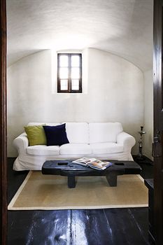 Ducato Wine Village Hotel 3*
