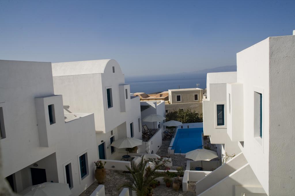 Oias Sunset Aparthotel