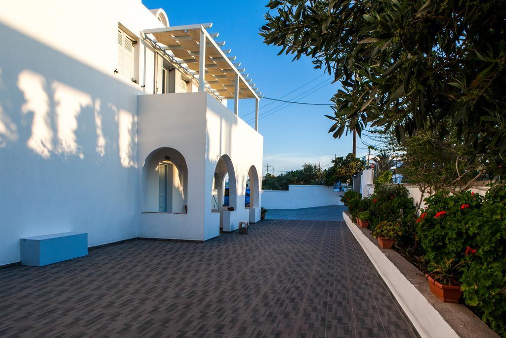 Luna Rossa Santorini Apartment *