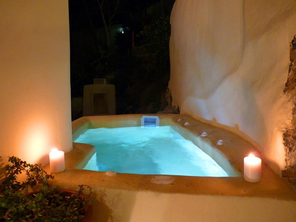 Barbarossa Holiday home Emporio (Santorini)