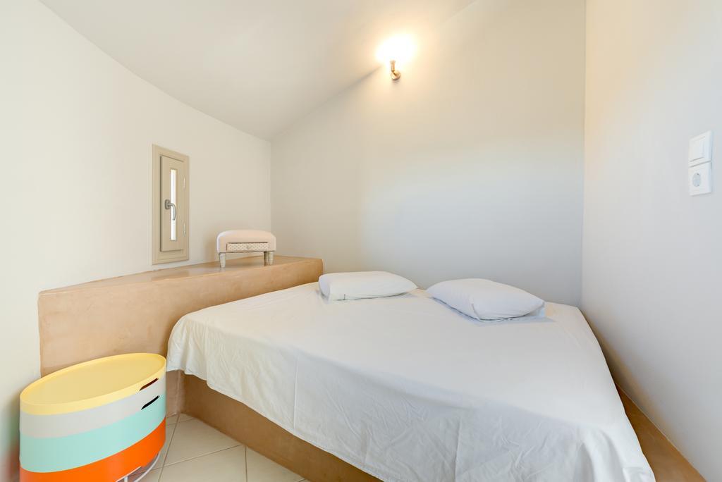 Apartment Monolithia Kamari (Santorini)