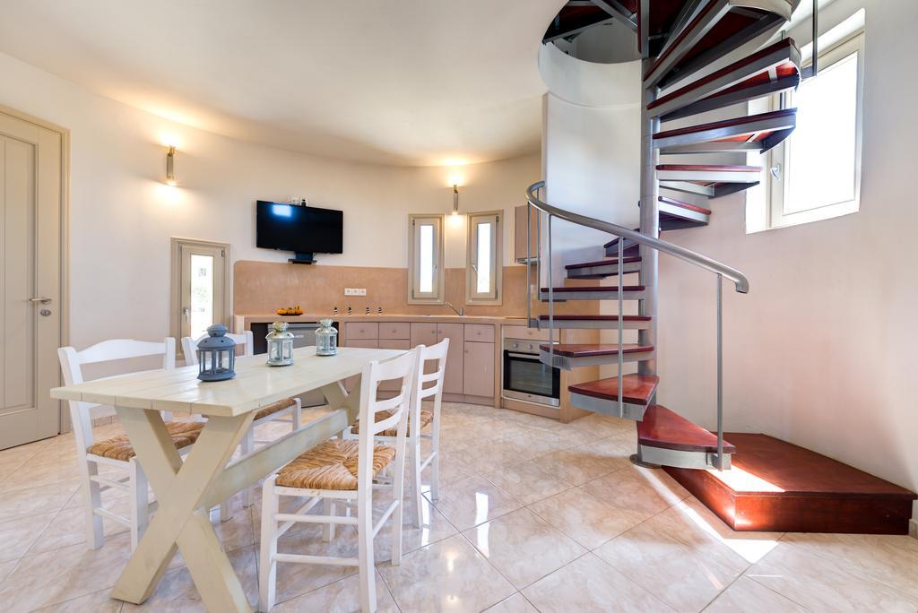 Apartment Monolithia