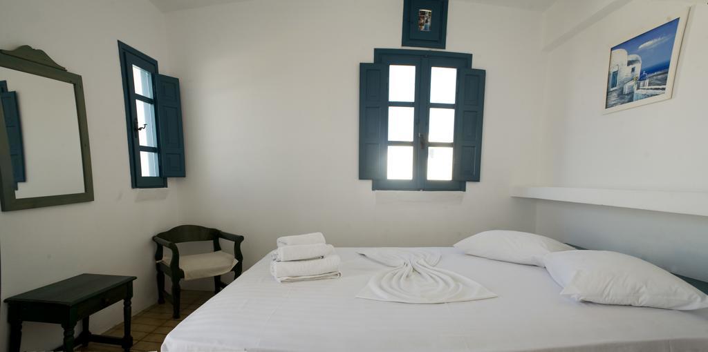 Aparthotel Oias Sunset 2*