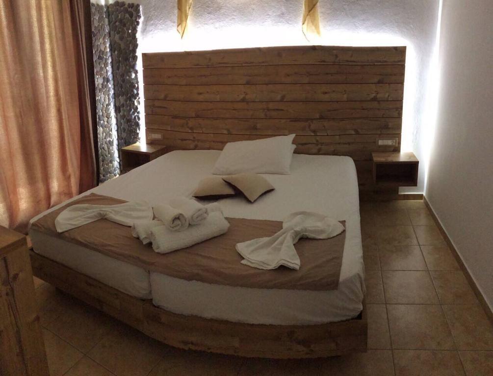 Livadaros Guest house