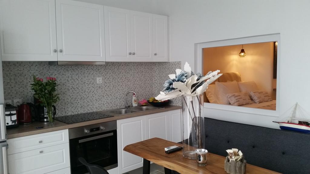 Abelomilos Exclusive Apartment Imerovigli (Santorini)