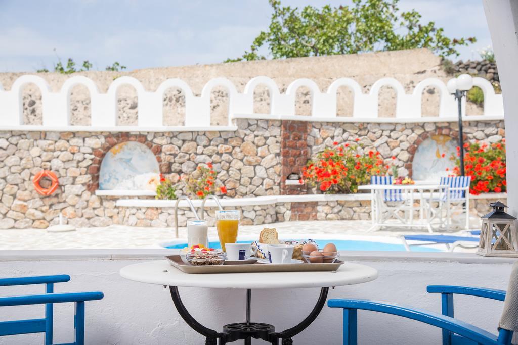 Olympia Karterados (Santorini)