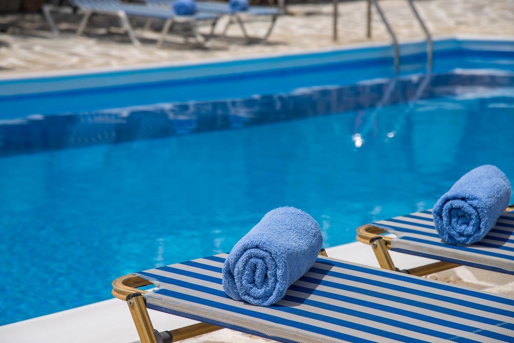 Hotel Olympia Karterados (Santorini)