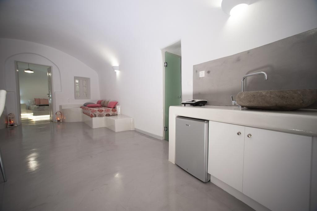 Lefteris Traditional Guest house Fira (Santorini)