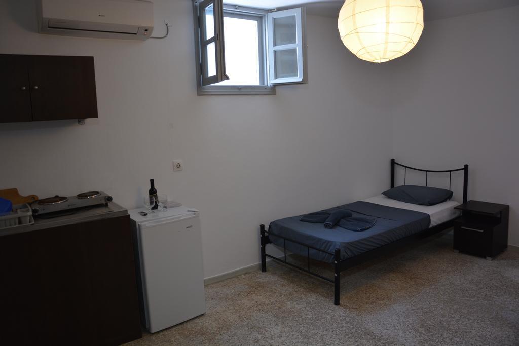 Tonaras & Apartamento Perissa