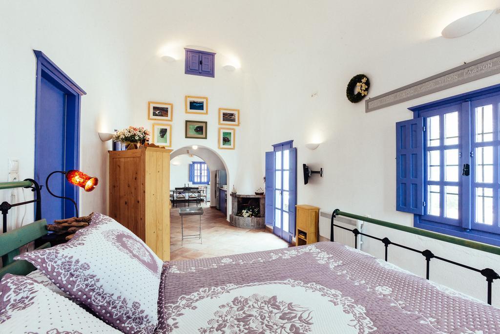 Aegagros Caldera Villa *