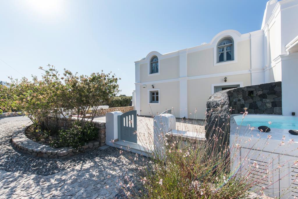Secret Earth - Santorini
