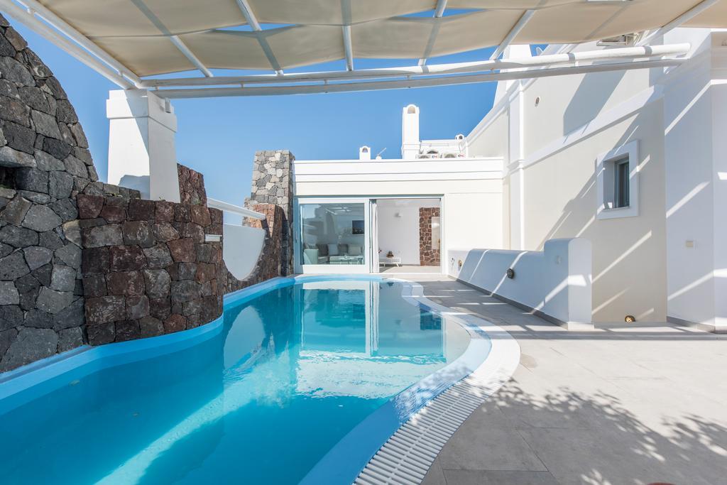 Secret Earth - Santorini