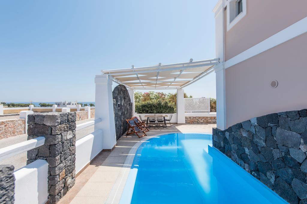 Secret Earth - Santorini