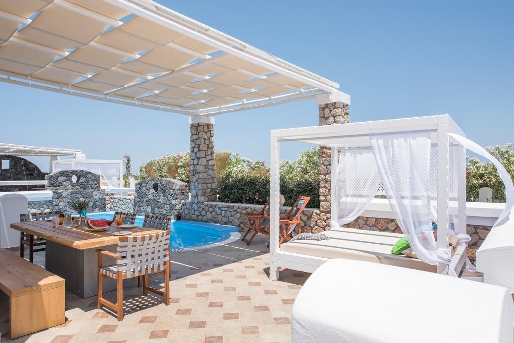 Secret Earth - Santorini