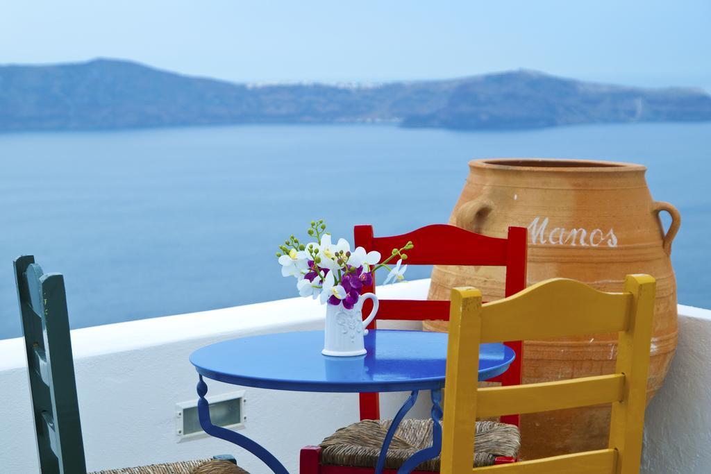 Manos Small World Hotel