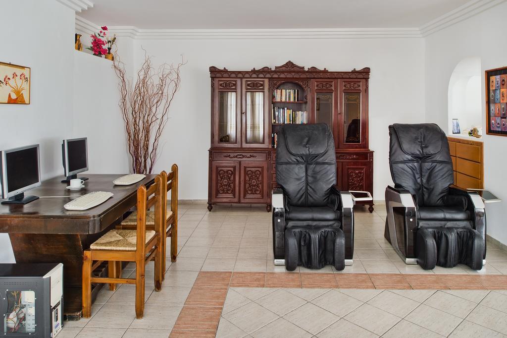 Hotel Makarios 3*