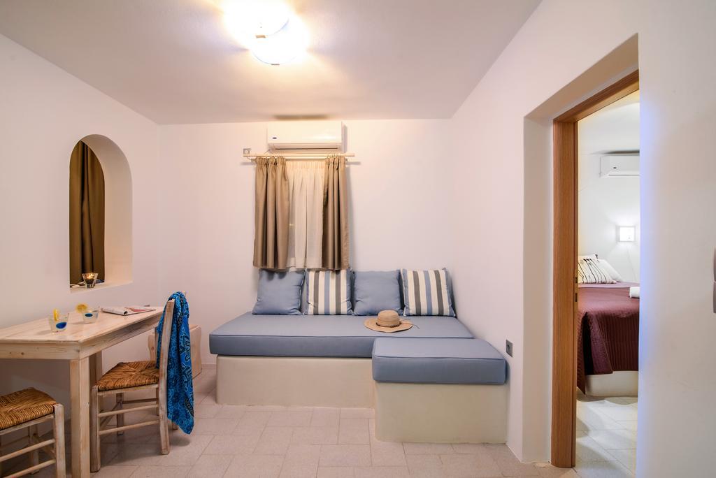 Pousada George Santorini Perissa