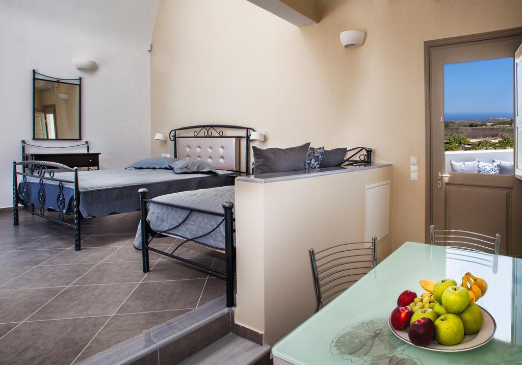 Santa Rinoula Sea Sunset Views Adults Only Apartment *
