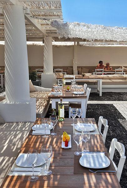 Anemos Lounge Perissa (Santorini)