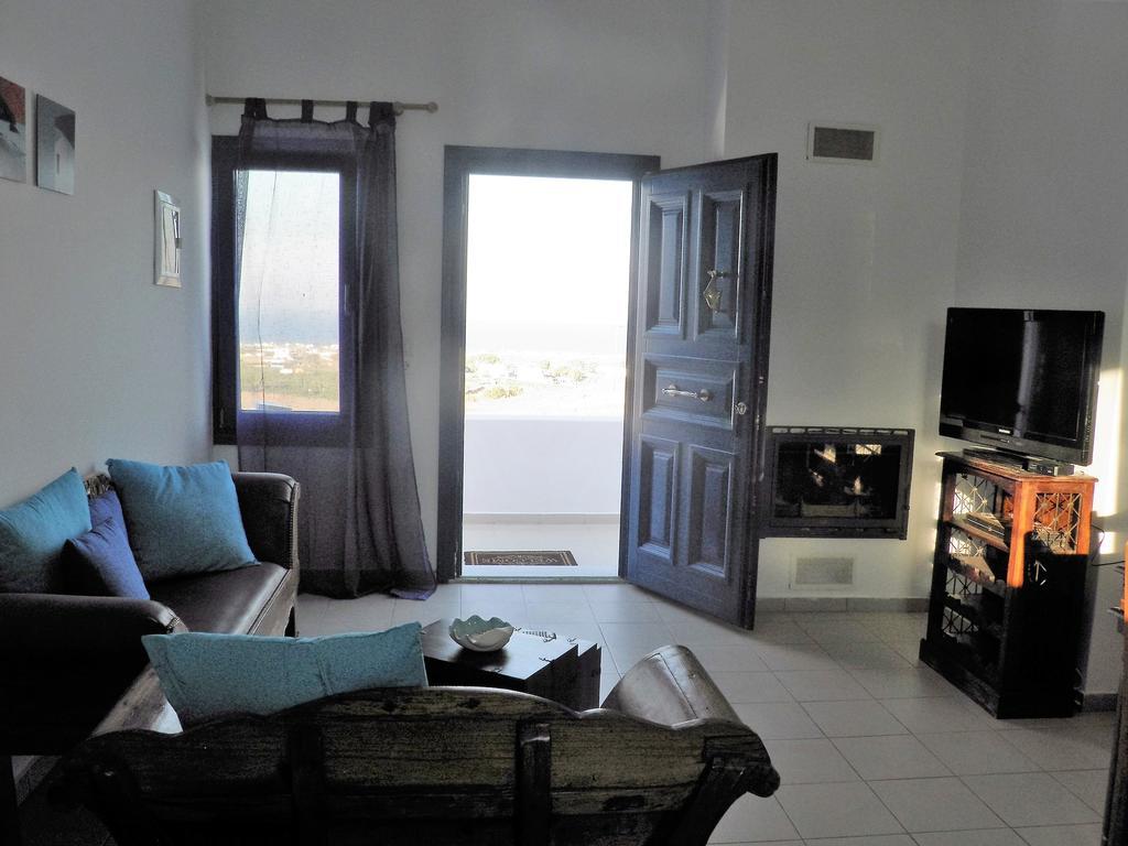 Santorini Traditional Vothon