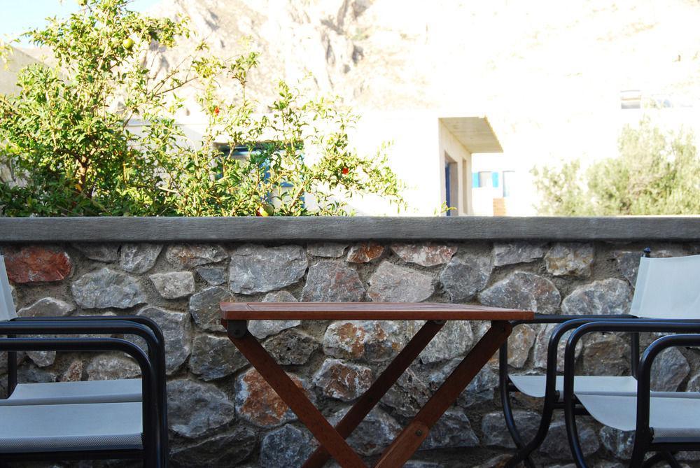 Aretousa Perissa (Santorini)