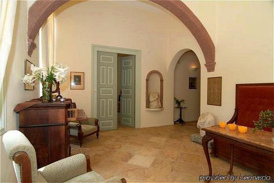 Aria Lito Mansion 4* Fira (Santorini)