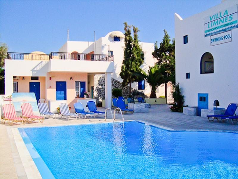 Limnes Apartment Perissa (Santorini)