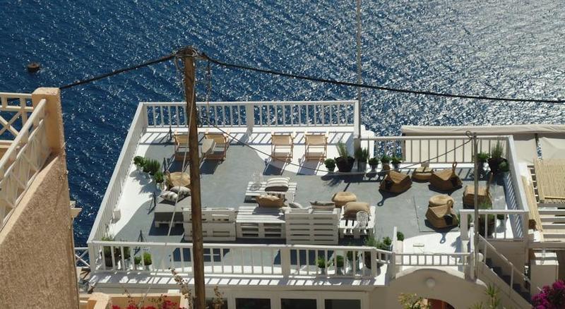 Porto Carra 2* Fira (Santorini)